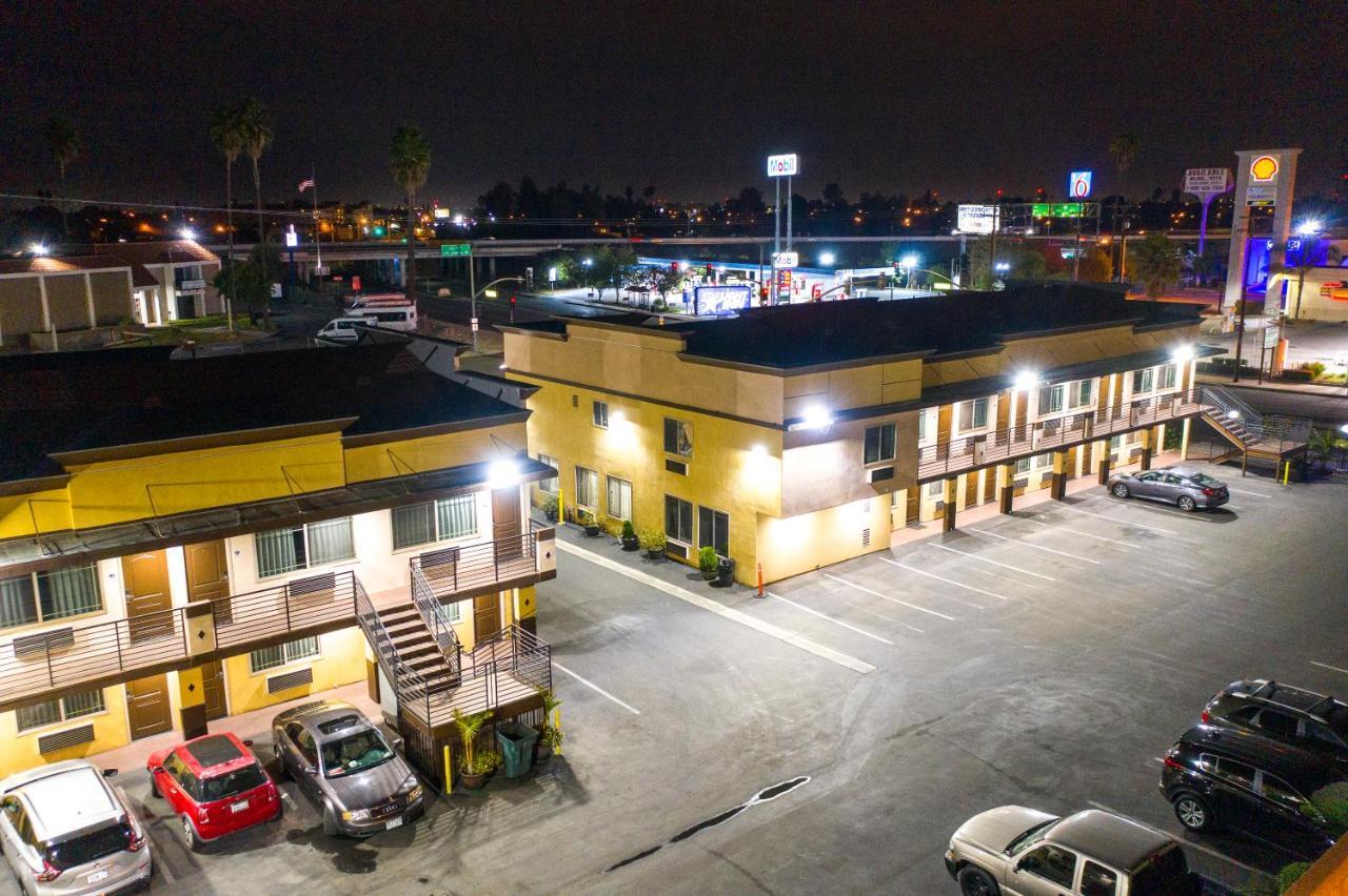 Starlight Inn South El Monte Dış mekan fotoğraf